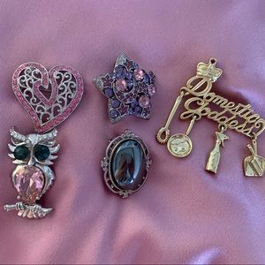 Set of 5 Brooches